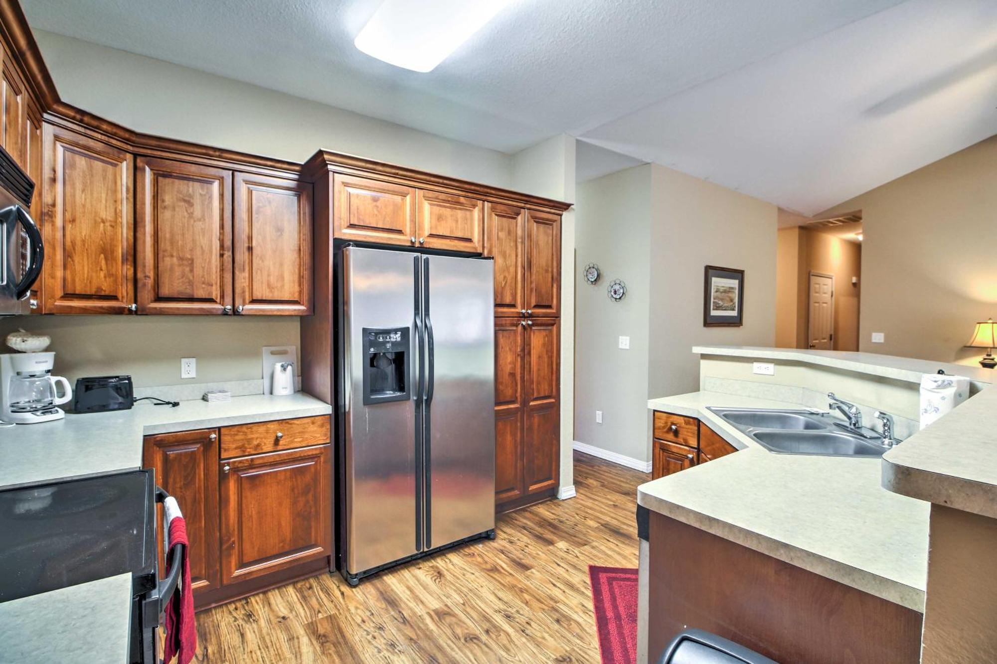 Branson Home With Deck Walk To The Strip And Creek! Ngoại thất bức ảnh